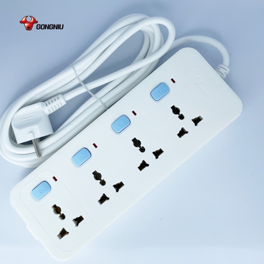Ổ Cắm Điện Chống Cháy GONEO 4 Ổ Đa Năng 4 Công Tắc – 2500W – N3040