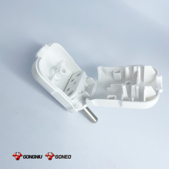 PHÍCH CẮM GONEO CHÂN TRÒN– 10F2 – ĐA NĂNG – CHÍNH HÃNG