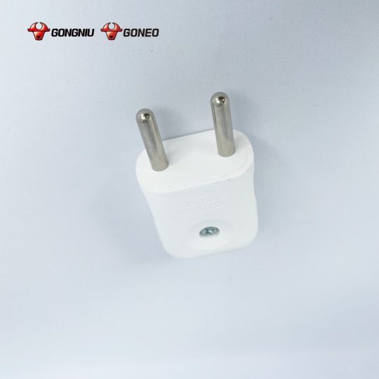 PHÍCH CẮM GONEO CHÂN TRÒN– 10F2 – ĐA NĂNG – CHÍNH HÃNG
