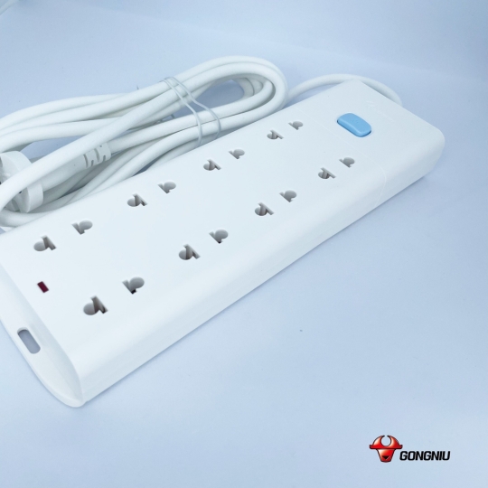 Ổ Cắm Chống Cháy GONEO Đa Năng 8 Ổ 1 Công Tắc 2500W – V1080