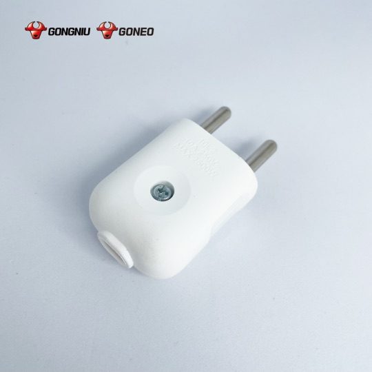 PHÍCH CẮM GONEO CHÂN TRÒN– 10F2 – ĐA NĂNG – CHÍNH HÃNG