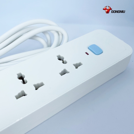 Ổ Cắm Điện Chống Cháy GONEO 5 Ổ Đa Năng 1 Công Tắc – N1050