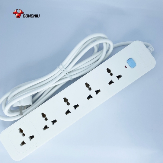 Ổ Cắm Điện Chống Cháy GONEO 5 Ổ Đa Năng 1 Công Tắc – N1050