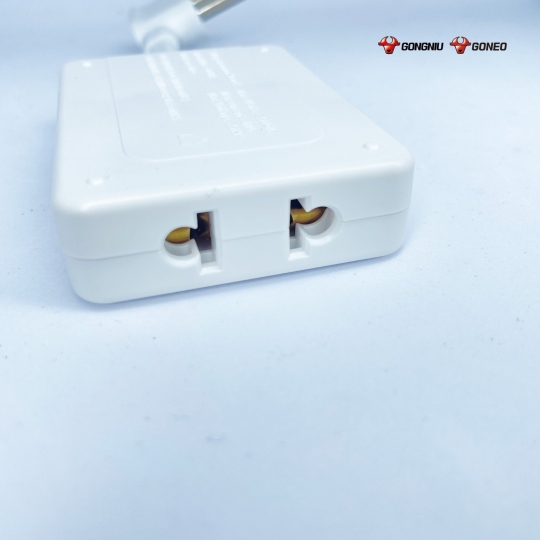 Ổ CHIA ĐIỆN GONEO Z030R – CHIA 3 ĐA NĂNG SIÊU GỌN – TIỆN LỢI – CHÍNH HÃNG