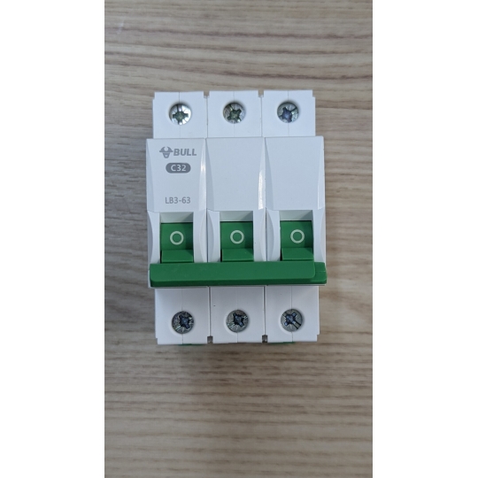 BỘ NGẮT MẠCH ĐIỆN – APTOMAT 3 PHA GONEO– CHÍNH HÃNG (40A)