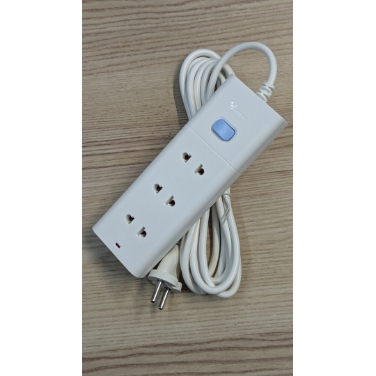 Ổ Cắm Điện Gongniu Đa Năng 3 Ổ 1 Công Tắc 2500W – V1030